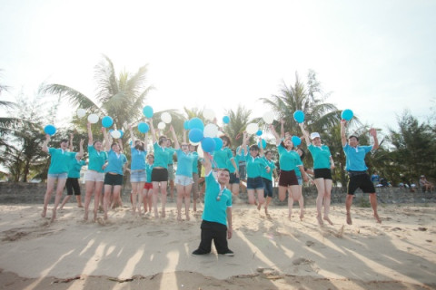 PYS Travel mừng tuổi lên 5 tại Hải Tiến Resort