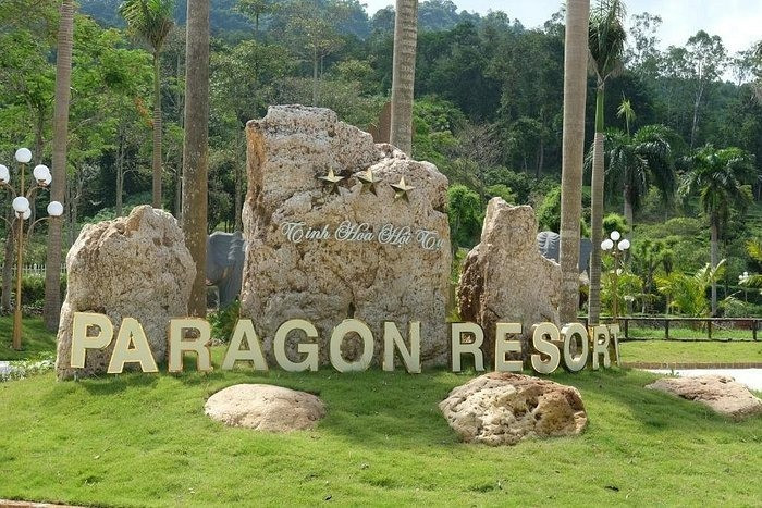 Paragon Hill Resort