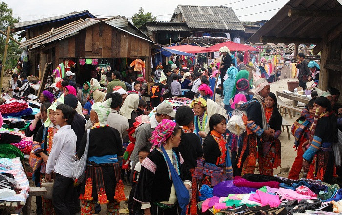 chợ phiên dào san lai châu