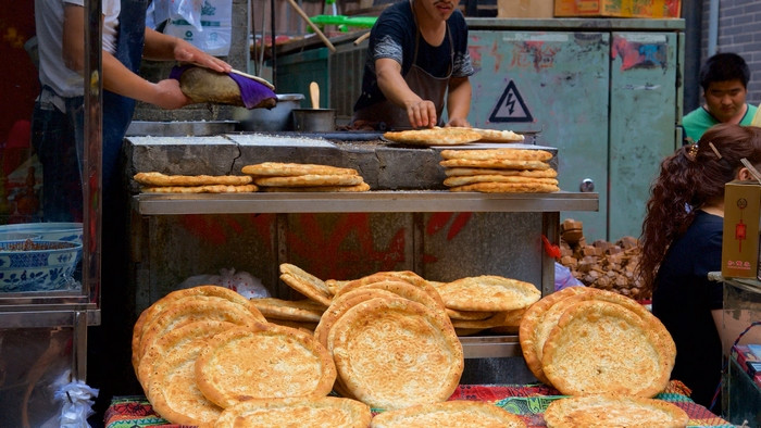 Nang (Bánh phẳng), loại bánh truyền thống của Urumqi, Tân Cương