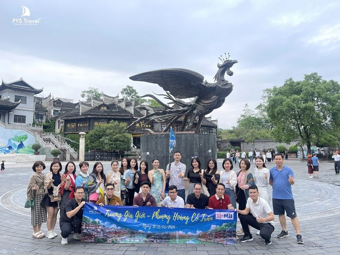 Tour Phượng hoàng cổ trấn, tour trương gia giới, feedback pys travel