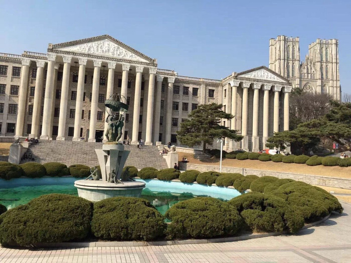 kyung Hee University