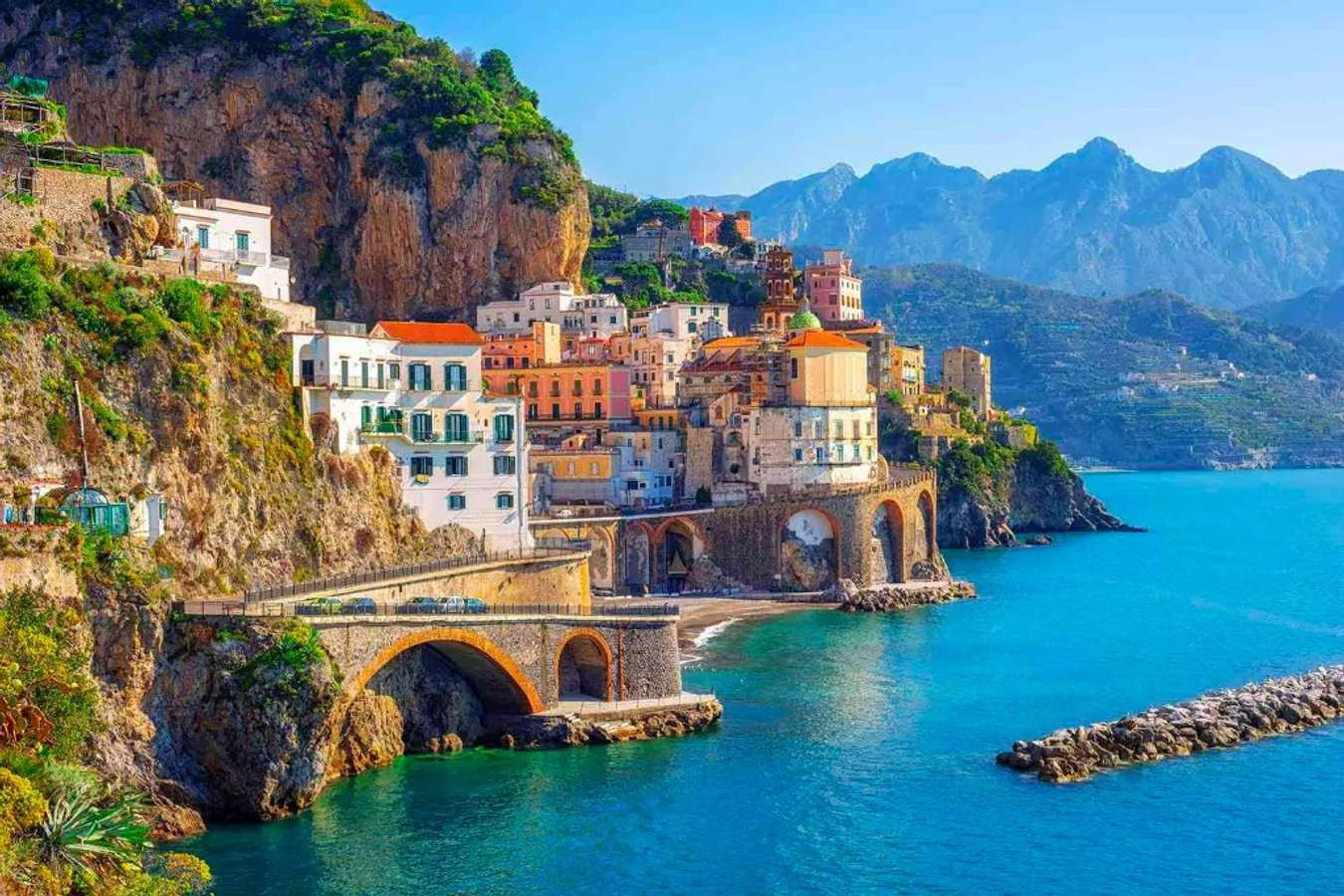 Bờ biển Amalfi đẹp như tranh vẽ