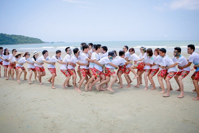 Teambuilding bãi biển sở hữu nhiều yếu tố thu hút đặc biệt