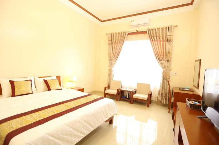 royal hotel hà giang