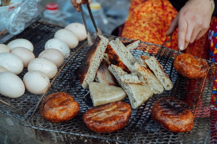 Bánh hoa tam giác mạch