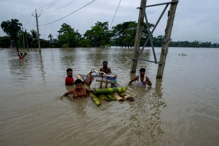 lũ lụt ở sông brahmaputra