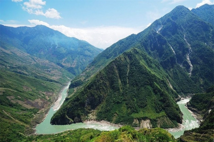Hẻm núi lớn sông Brahmaputra