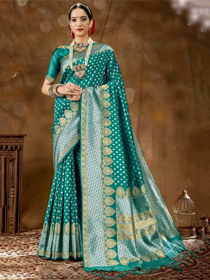Trang phục sari màu xanh