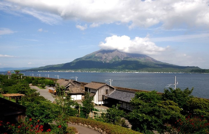 Ngọn núi lửa năng động ở Kagoshima 