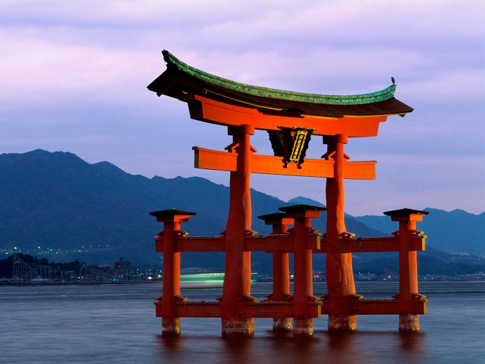 Đền Itsukushima, Hiroshima