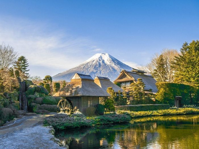 Vẻ đẹp của làng cổ Oshino Hakkai