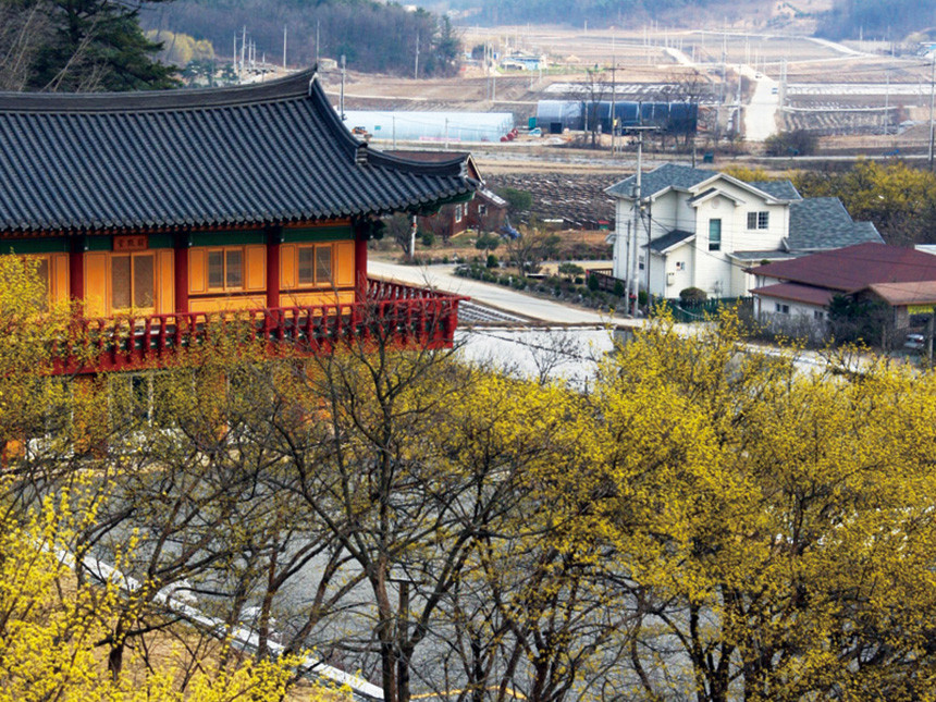 ngôi làng Icheon Sansuyu