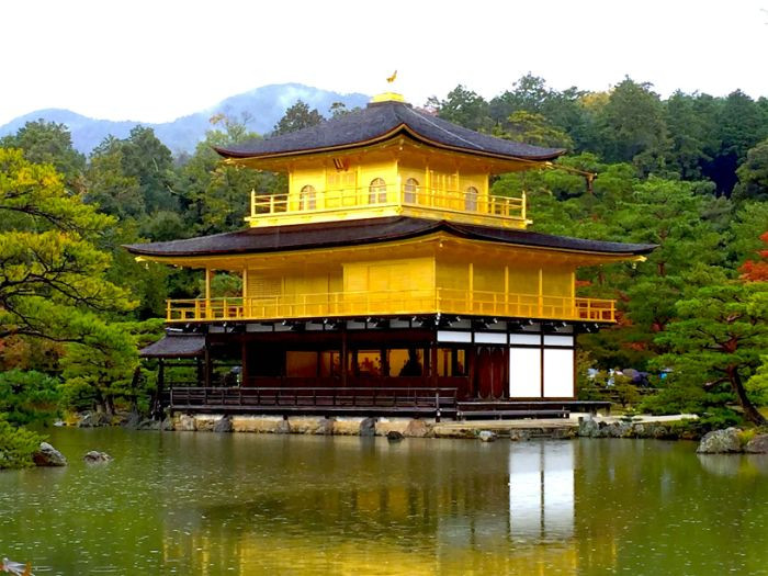 Sự nổi bật của ngôi chùa dát vàng Kinkakuji