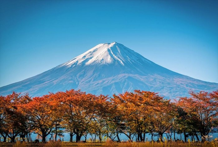 Cảnh đẹp của núi Phú Sĩ khi vào thu