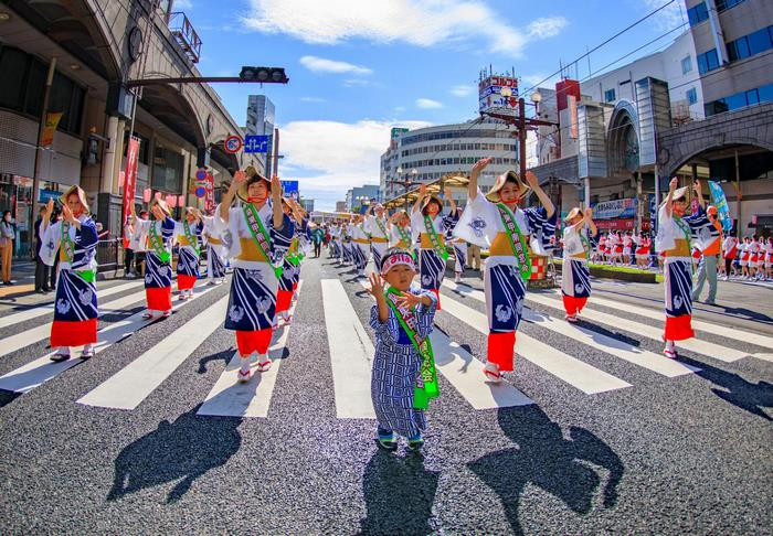 Khung cảnh sôi động tại lễ hội Ohara