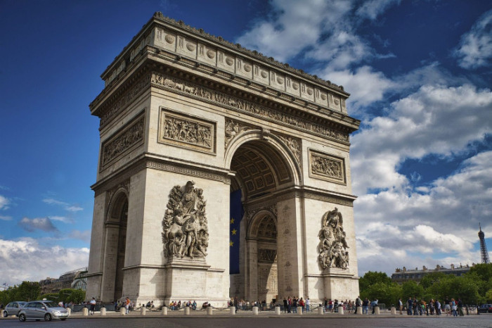 Arc-De-Triomphe-pystravel.jpg