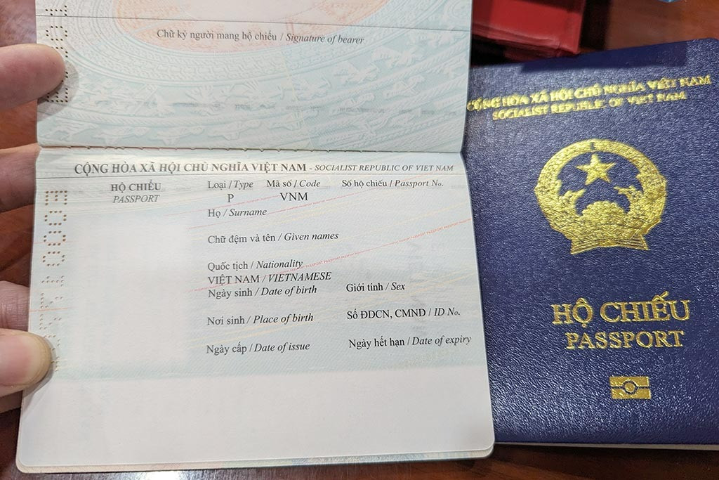 Nhất định phải có hộ chiếu khi xin visa Trung Quốc 