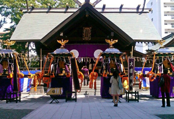 Lễ hội đền Hokkaido Jingu