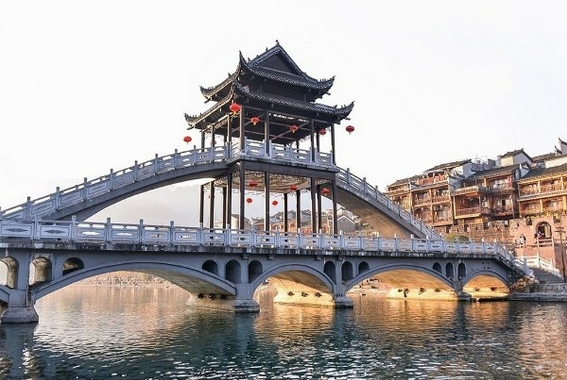 Cầu Hồng Kiều 