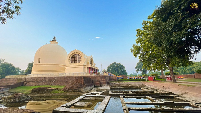 Đền Đại Niết Bàn Mahaparinirvana Temple Kushinagar 