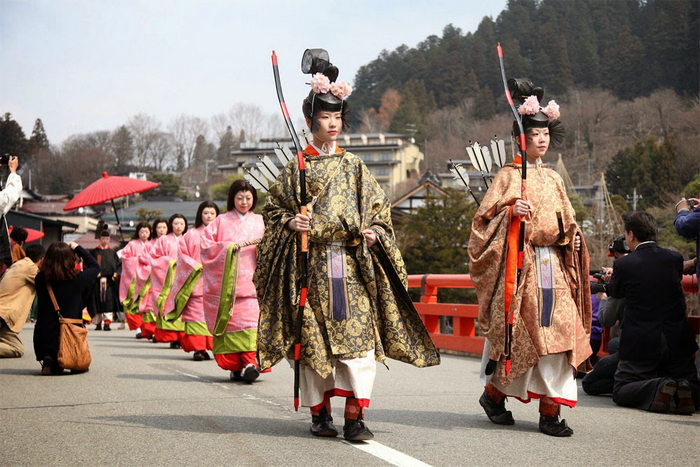 lễ hội takayama nhật bản