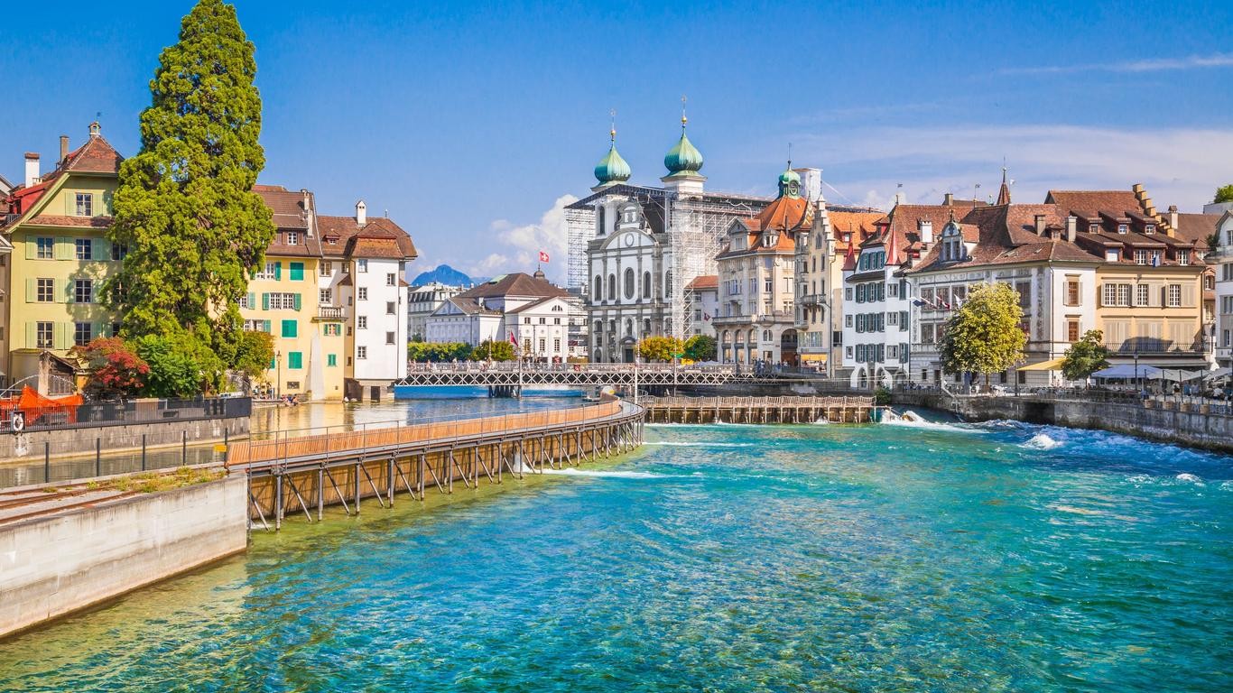Những điều bạn cần biết khi đi du lịch Lucerne Thụy Sĩ