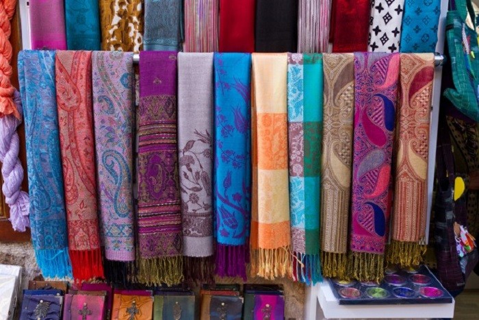 Khăn Kashmir Ấn Độ - loại khăn được ưa chuộng bậc nhất thế giới