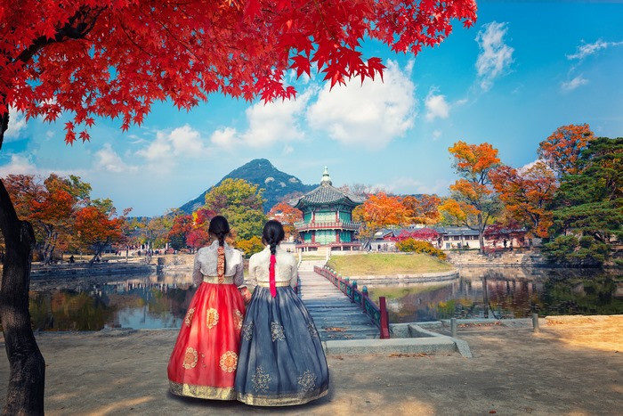 Mách bạn cách lựa chọn trang phục du lịch Hàn Quốc mùa thu